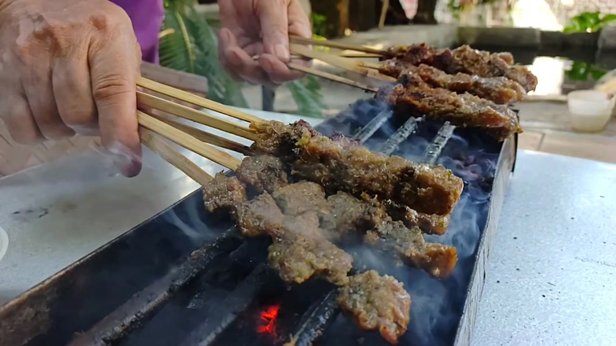 SATE MANIS IBU NAJIB